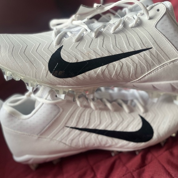 Nike Alpha Menace Low Pro 2 - BRAND NEW - Picture 1 of 11